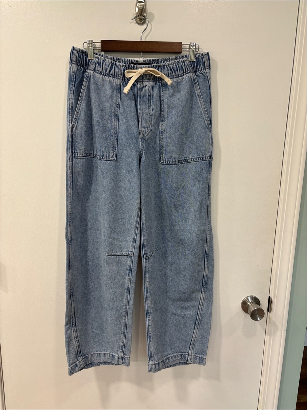 Gap Mid Rise Super Soft Pull-On Barrel Jeans for Women